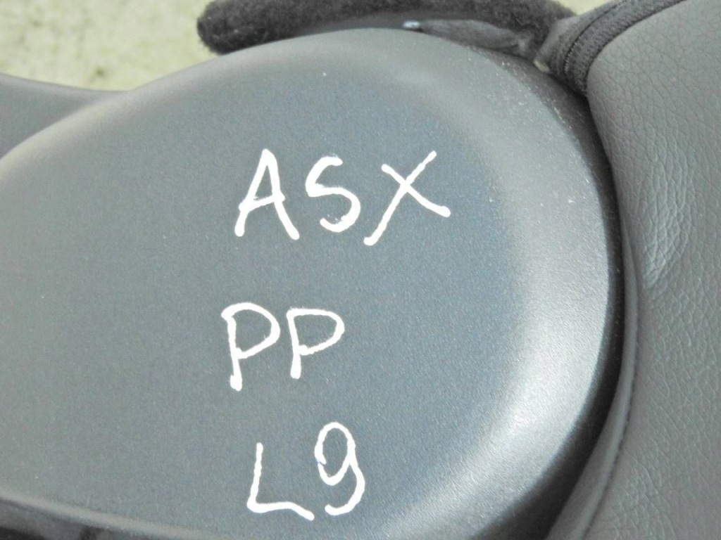 Mitsubichi asx i 10-12 сидіння правий перед передній підігріваємий шкіра Зі Шроту