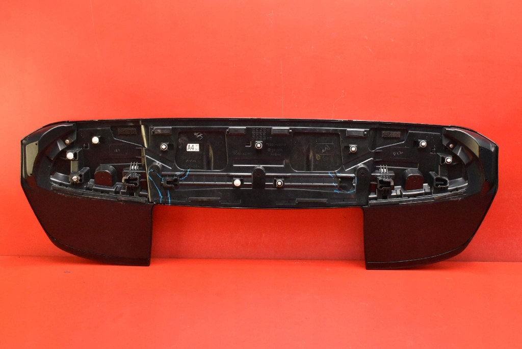 фото №8, Спойлер спойлер спойлер чёрный 76891-42010 toyota bz4x 22-