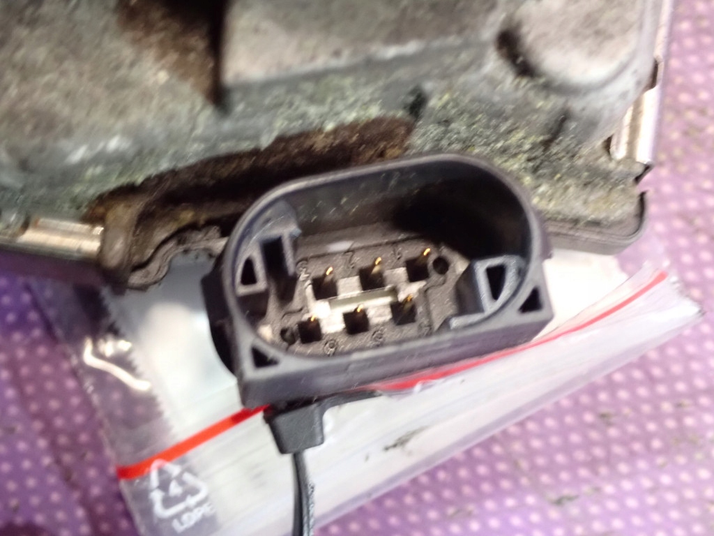 фото №6, Opel corsa c 00-03 1.2 75km дроссельная заслонка 0280750044 6 pin