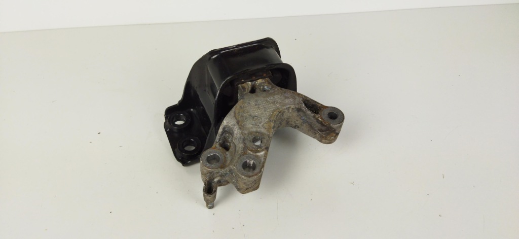 фото №1, Kadjar 1.2tce подушка кронштейн двигуна 112846249r