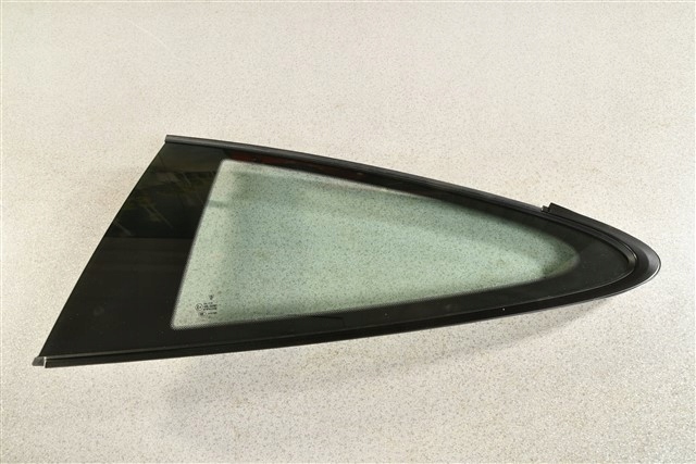 фото №8, Porsche 911 991 coupe скло бічна тонована ліва