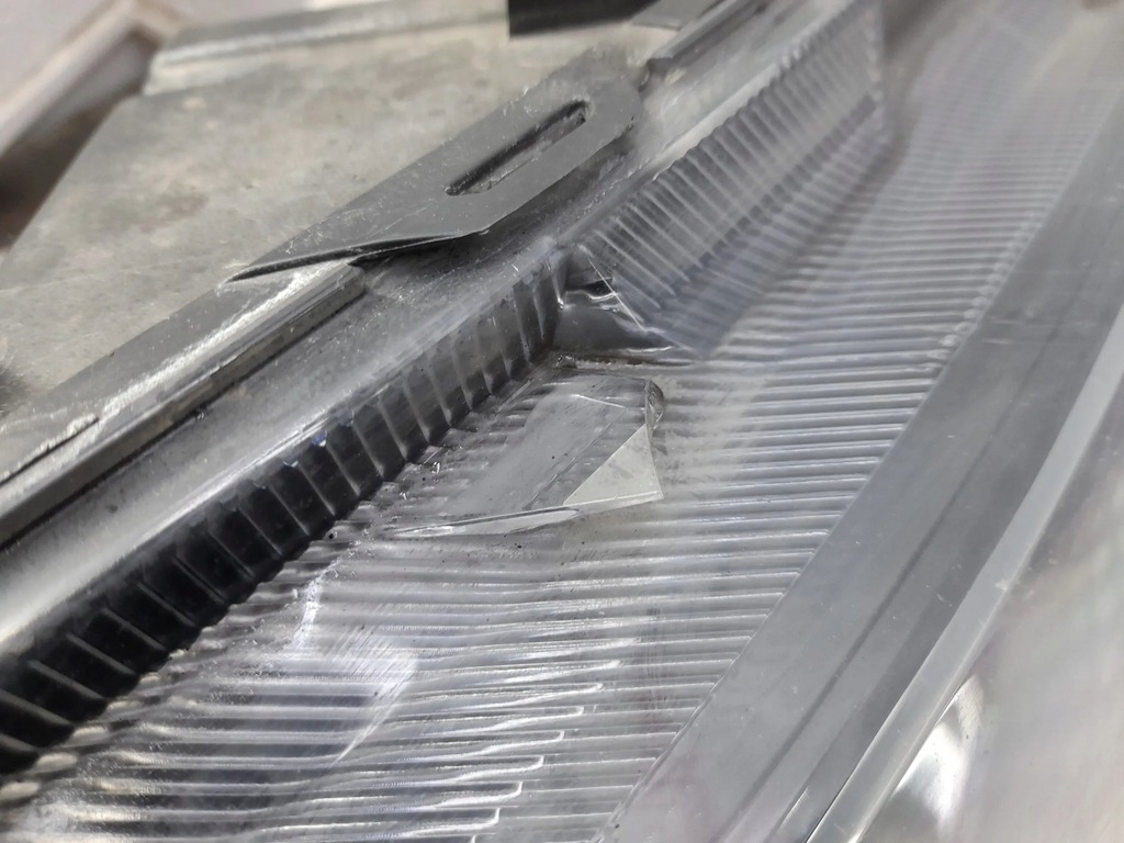 фото №11, Chrysler pacifica 68228944ac права лампи передні