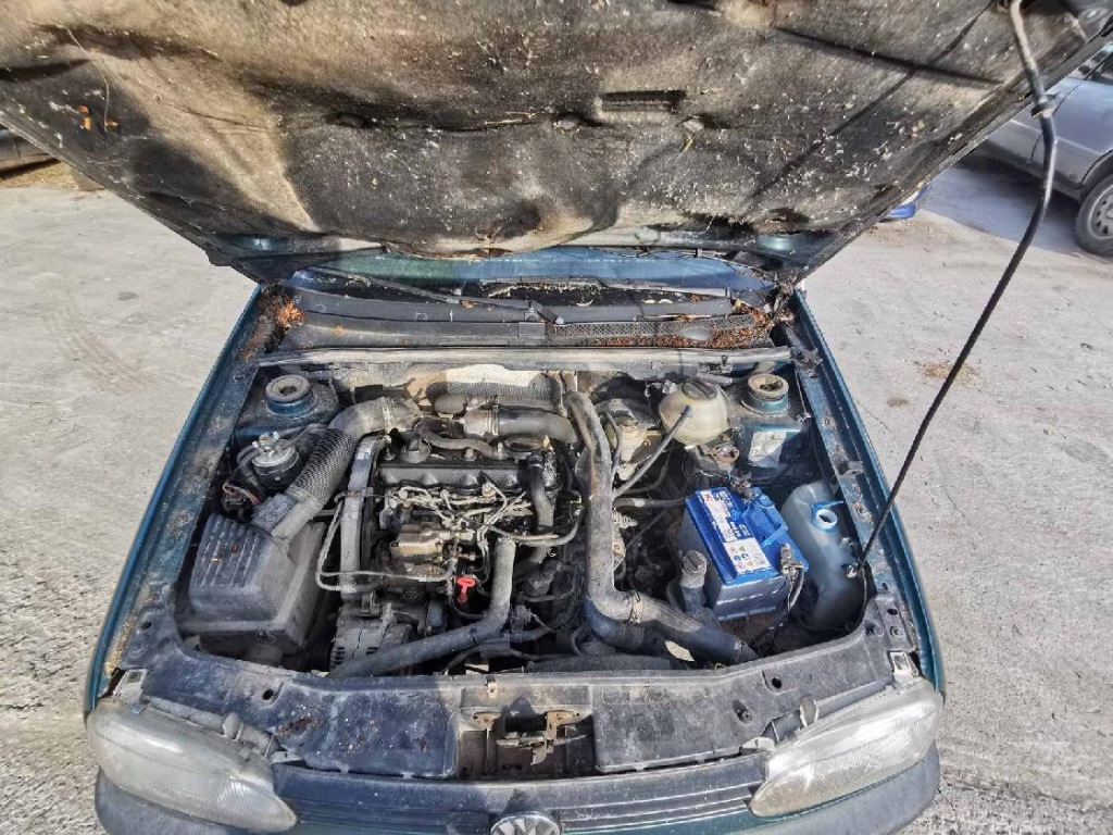 Volkswagen golf бортовой компьютер иммобилайзер 1996 1.9l 1h0953257b 5wk4678 с Разборки