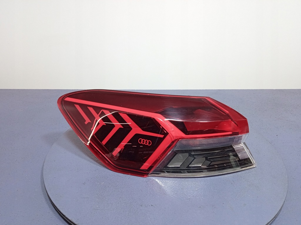 фото №1, Audi q4 e-tron лампа задня ліва задня зовнішня eu 89a945069
