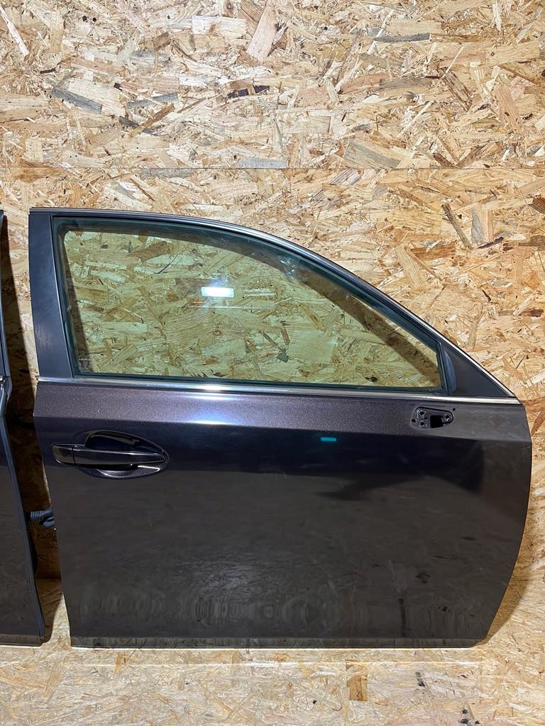 Купити Повний двері праве перед передні lub задня задні lexus ct 200h 4v3