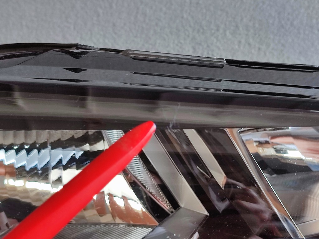 фото №2, Vw golf sportsvan lift лампа правая led 2017-