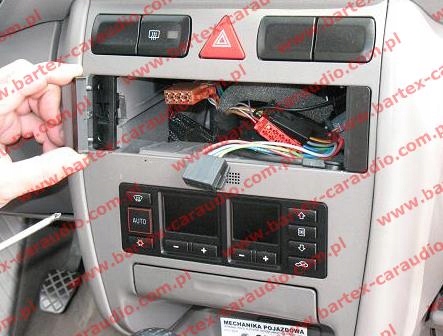 фото №6, Audi a3 8l do 99 рамки maskujące радіо 1din 61320