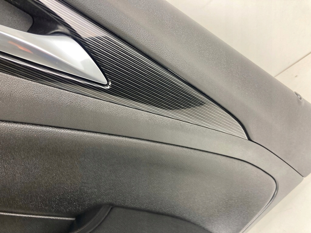 фото №4, Opel insignia b kombi обшивка дверь правый задняя задний