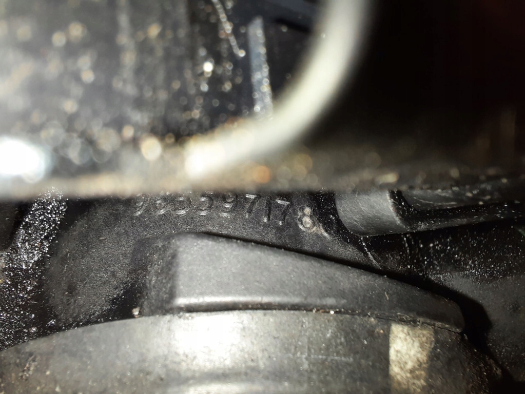 фото №6, Peugeot 407 1.6hdi 109km 04-10 дроссельная заслонка 9655971780