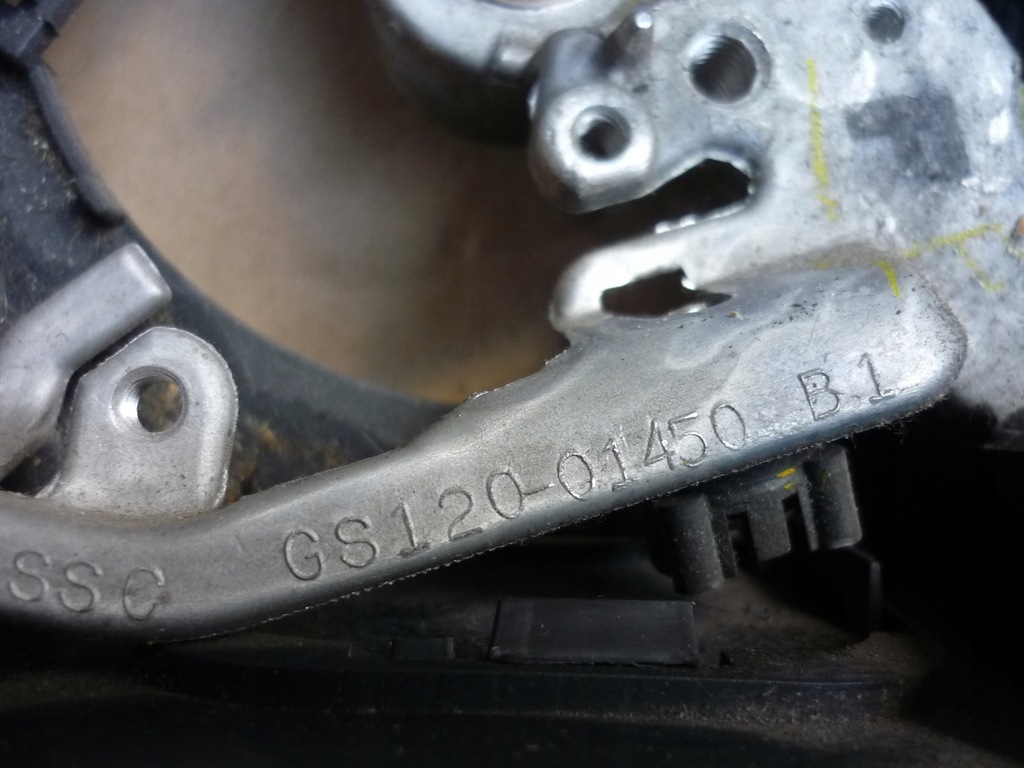 фото №13, Воздуховод кожаный multi toyota corolla verso ii