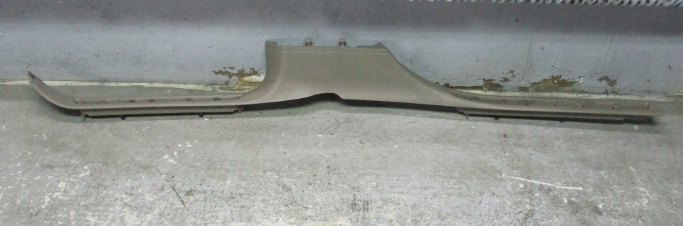 фото №1, Молдинг порог светлая бежевая audi оригинальный номер 4l0853369