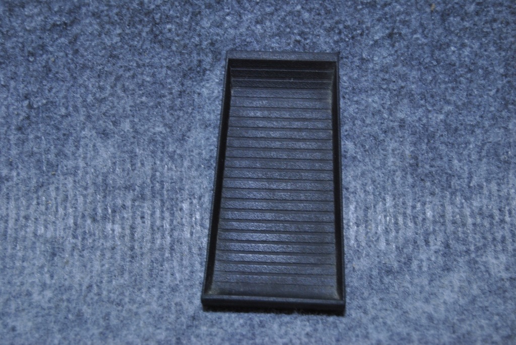 фото №1, Dodge ram 1500 iv вкладка резиновый бардачка панели