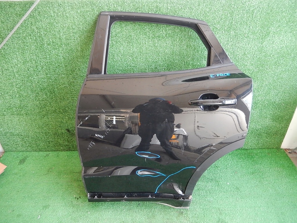 Купити Двері лівий задня jaguar e-pace x540