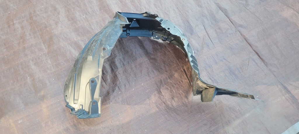 фото №1, Mazda 3 03-09 левый перед подкрылок