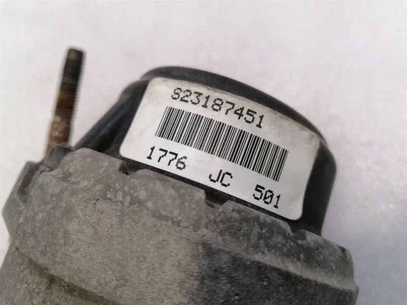 Купить Набор крепления двигателя chevrolet corvette c7 23187451 набор крепления si