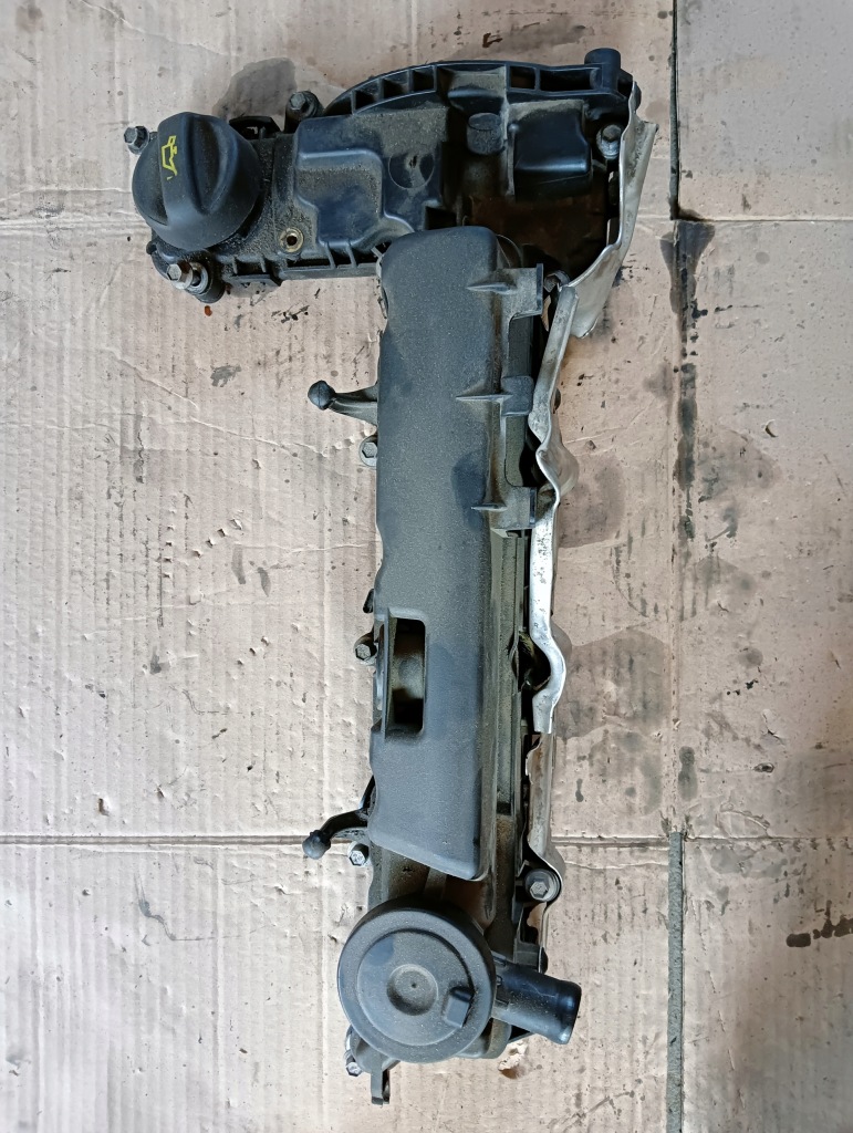 фото №1, Крышка клапанов citroen peugeot 2.0 hdi 9806147980