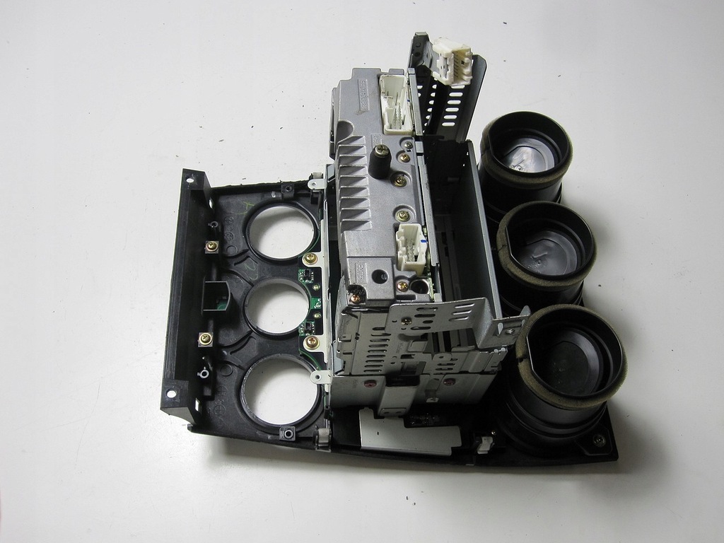 фото №8, Радиопроигрыватель cd mazda 6 2002r