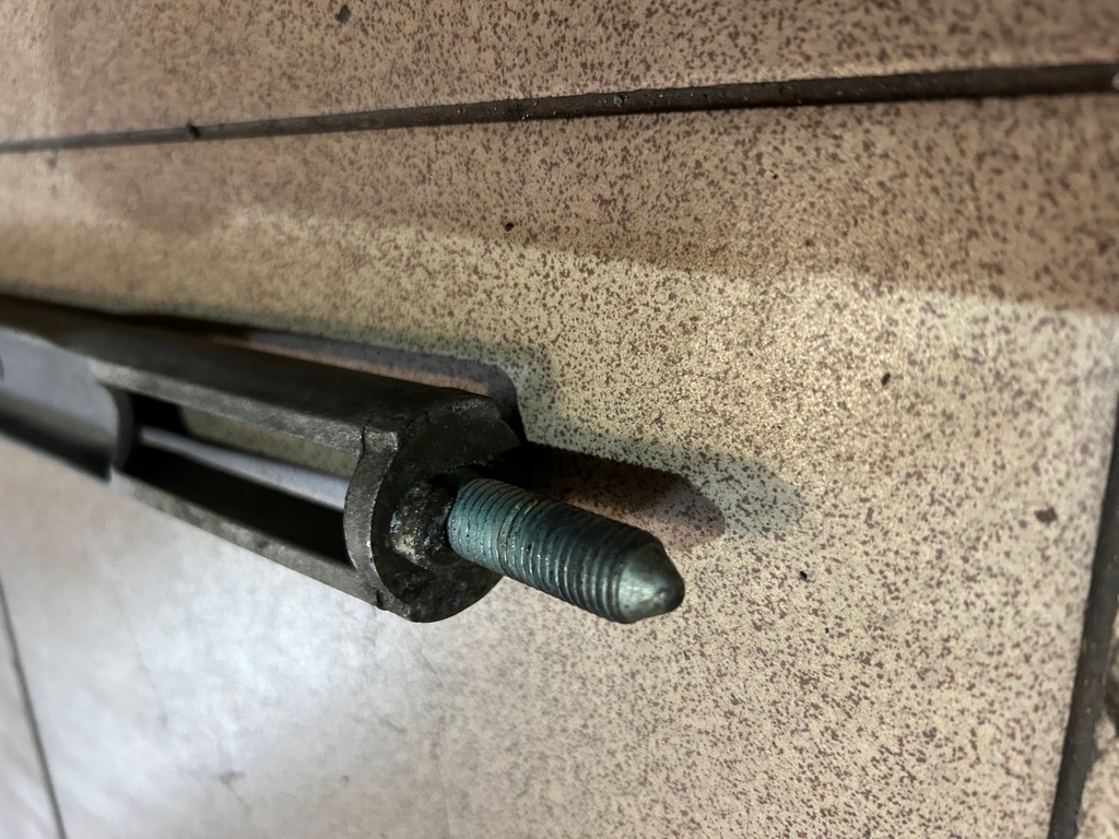 фото №7, Кронштейн опора амортизатора l/r audi a8 d2