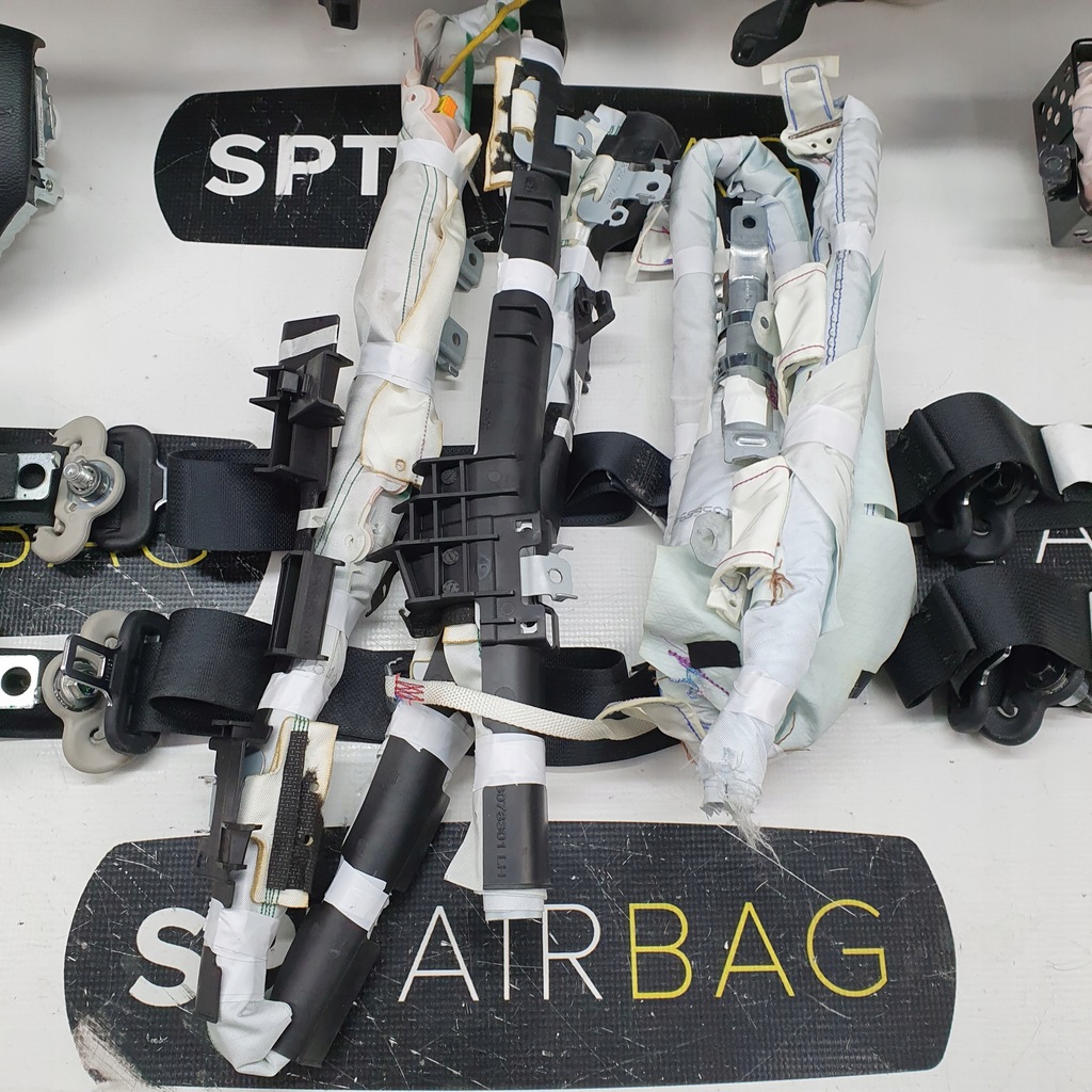 фото №8, Hrv приборная панель консоль подушки безопасности ремни подушка безопасности