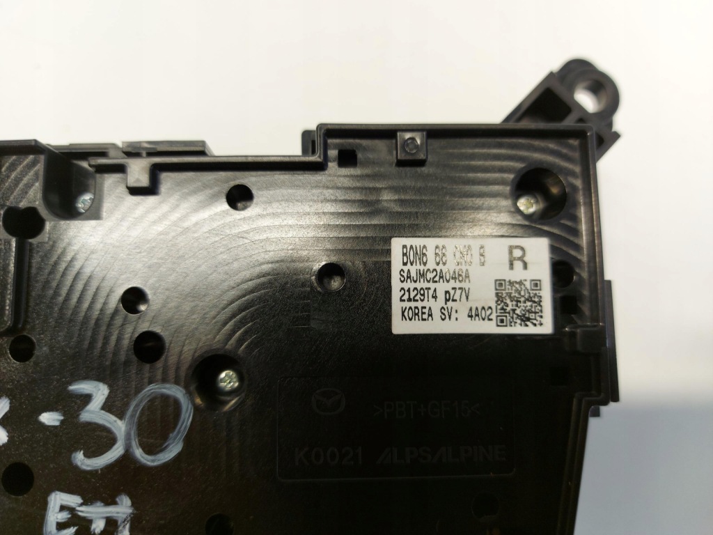 фото №3, Mazda cx30 панель переключатель мультимедийный