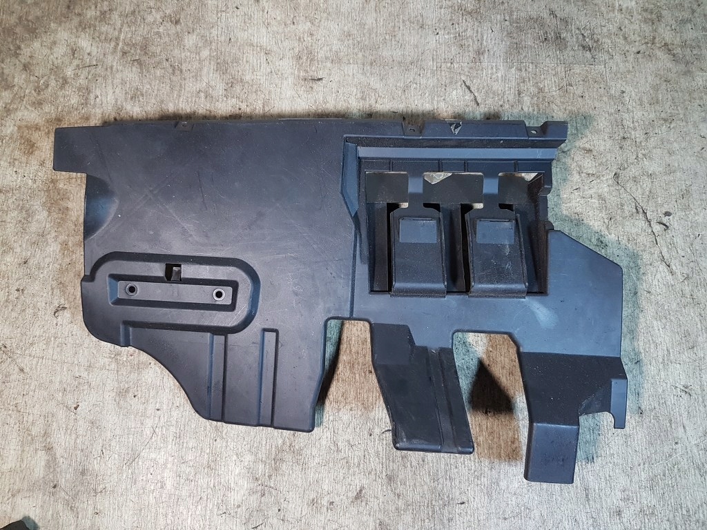 фото №1, Пластик защита pod консоль seat cordoba i lift