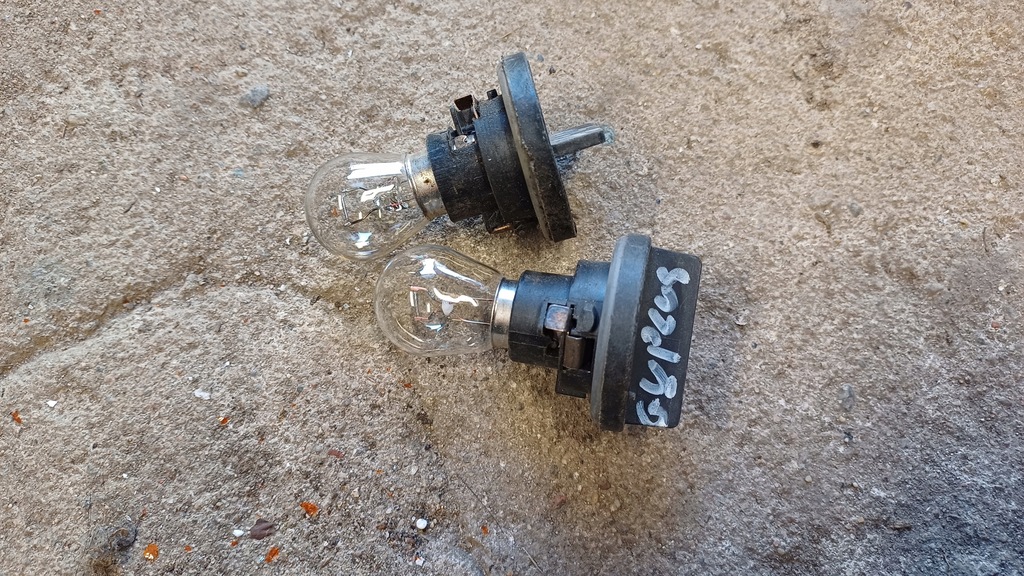 фото №6, Vw golf 5 plus цоколь вкладыш лампы передней