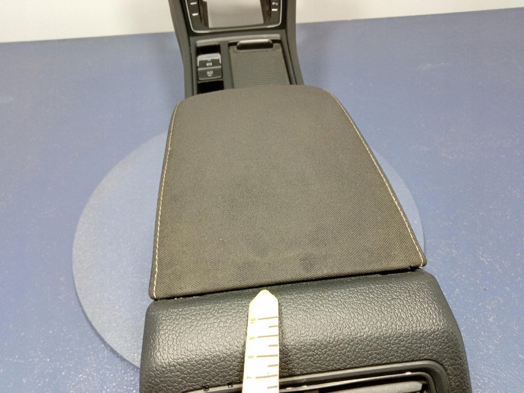 фото №8, Vw golf vii туннель средний подлокотник