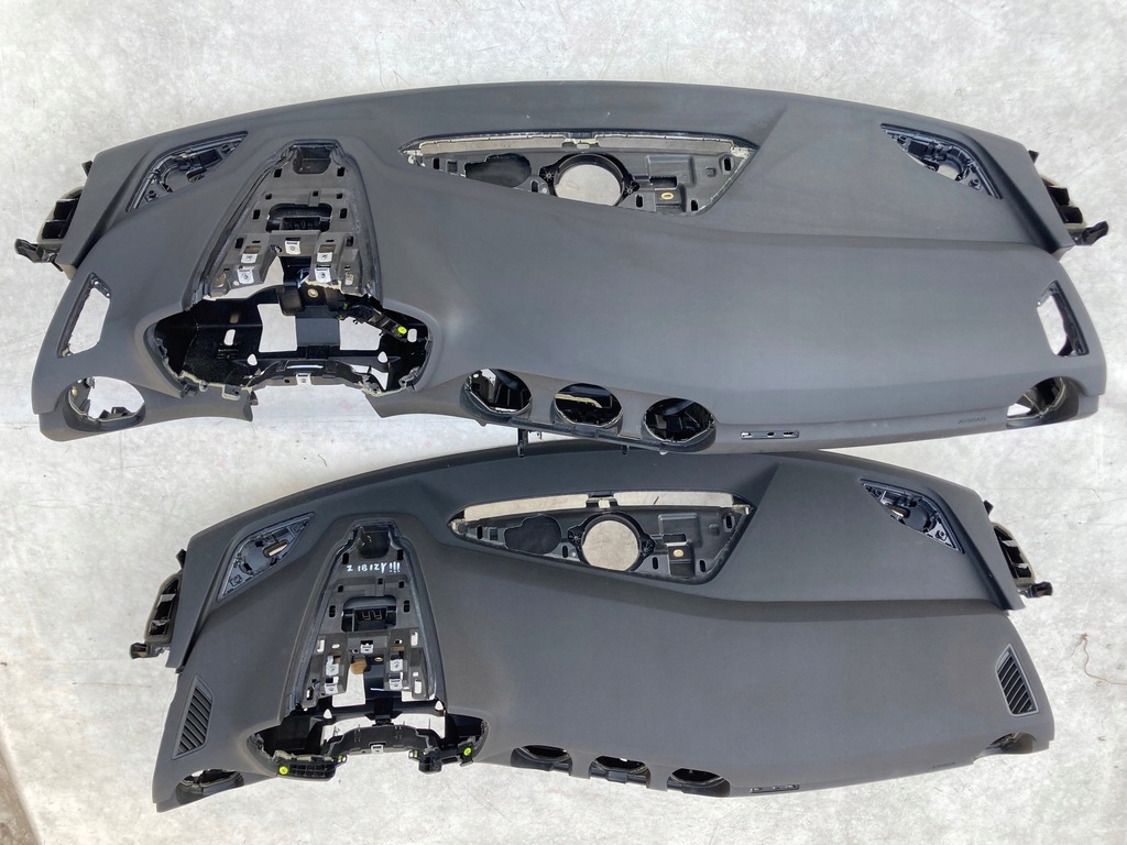 фото №10, Audi tt 8s приборная панель приборная панель консоль подушки безопасности ремни