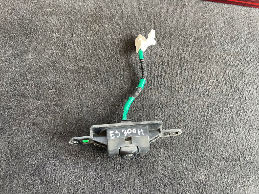 фото №1, Lexus es 300h 2018- камера заднього виду задня