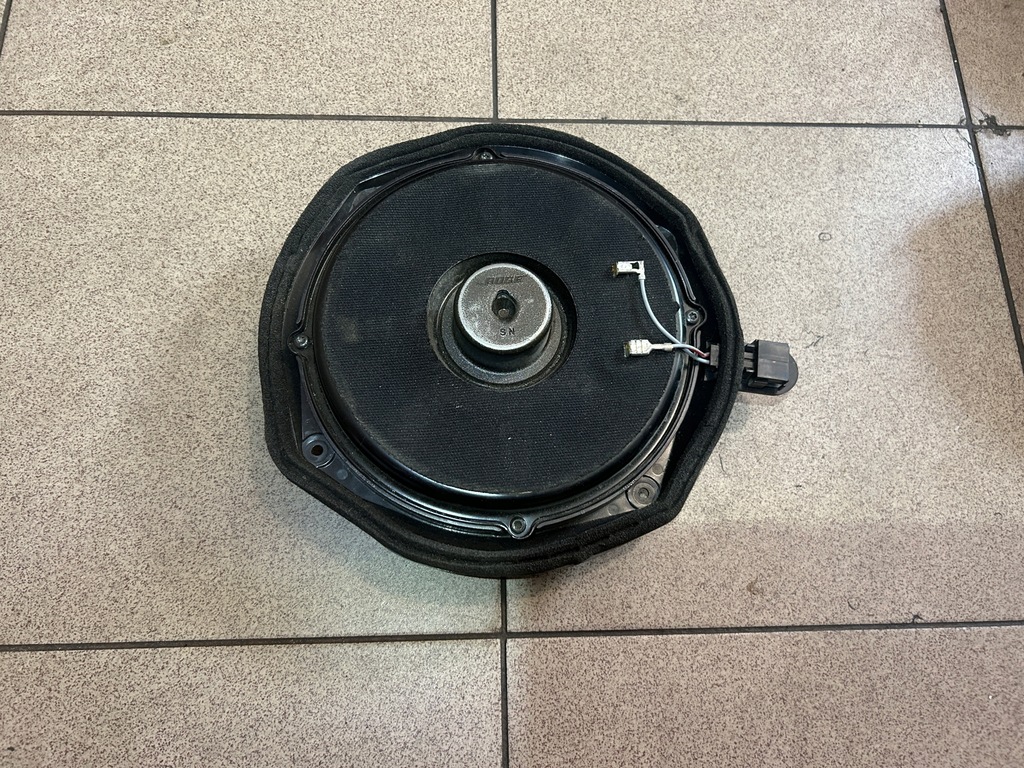 фото №1, Динамик bose перед audi a4 b6 b7 cabrio
