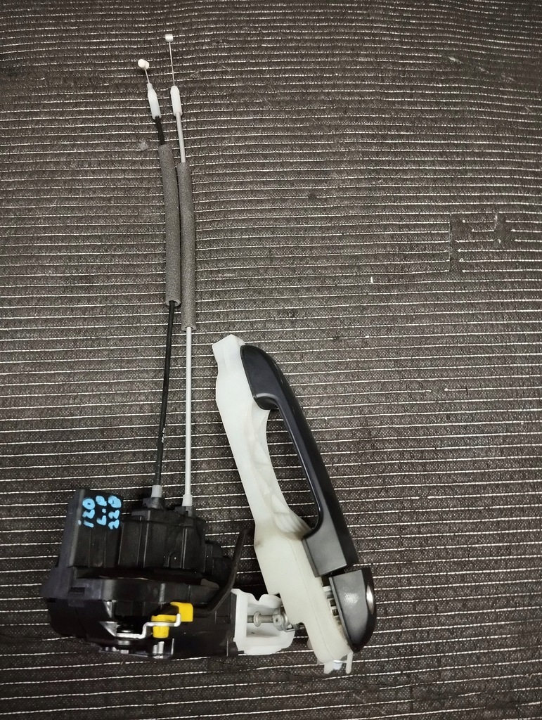 фото №7, Замок ручка дверь левый передний перед 81310-1j020 hyundai i20 i 08- eu