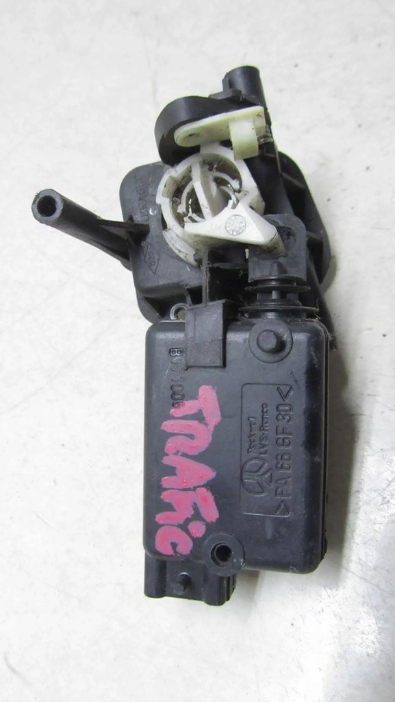 фото №5, Trafic vivaro ii ручка багажника 8200007345 01-14