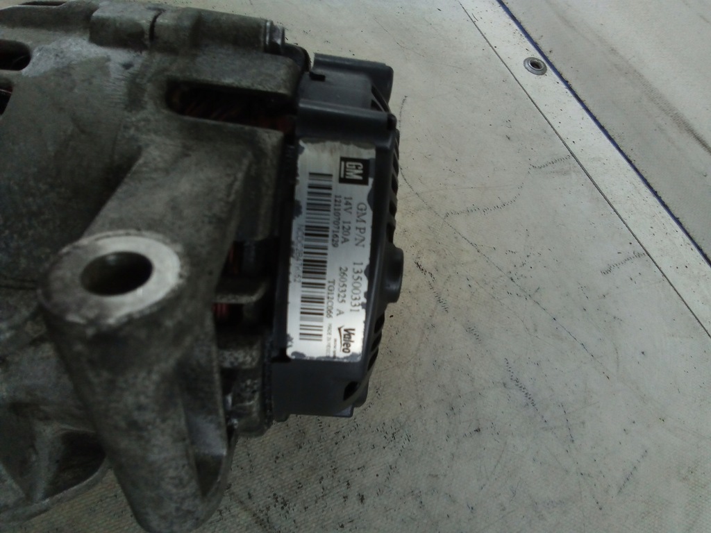 фото №2, D711 генератор insignia 2.0t 13500331