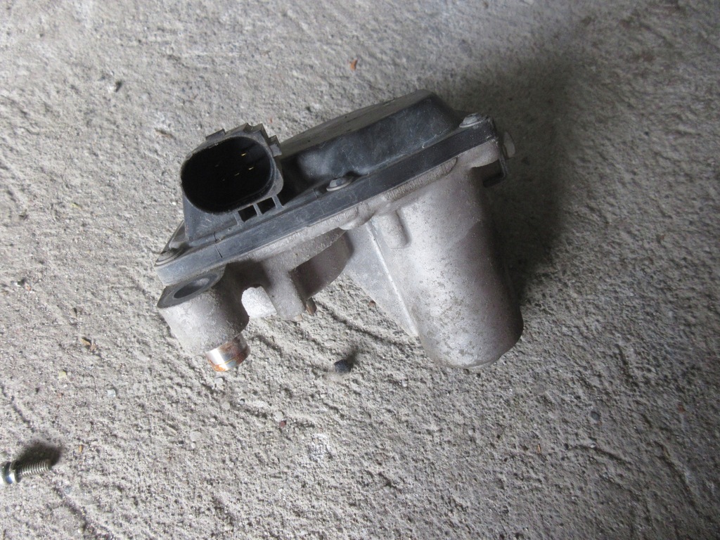 фото №1, I ix35 2.0 crdi дроссельная заслонка 28462-2f710