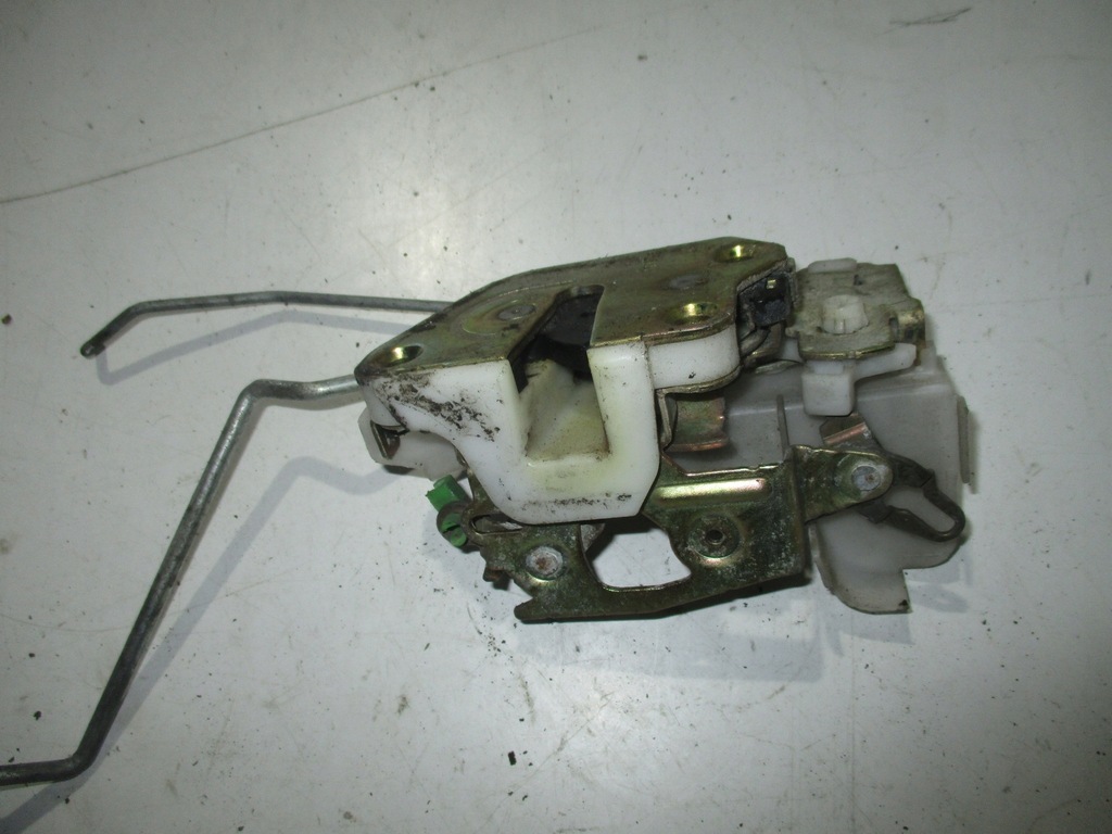 фото №1, Замок двері передній правий mitsubishi colt v 97r