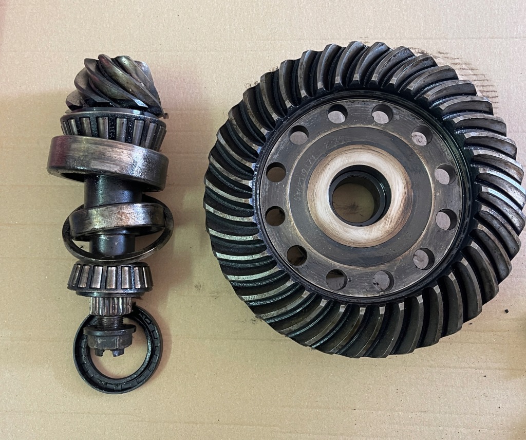 Диференціал колесо вал механізм mascott 8x39 міст в Україні