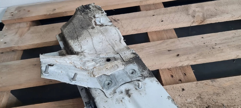 фото №6, A4 b9 8w s4 лонжерон левая левый перед ls9r a5 8w s5