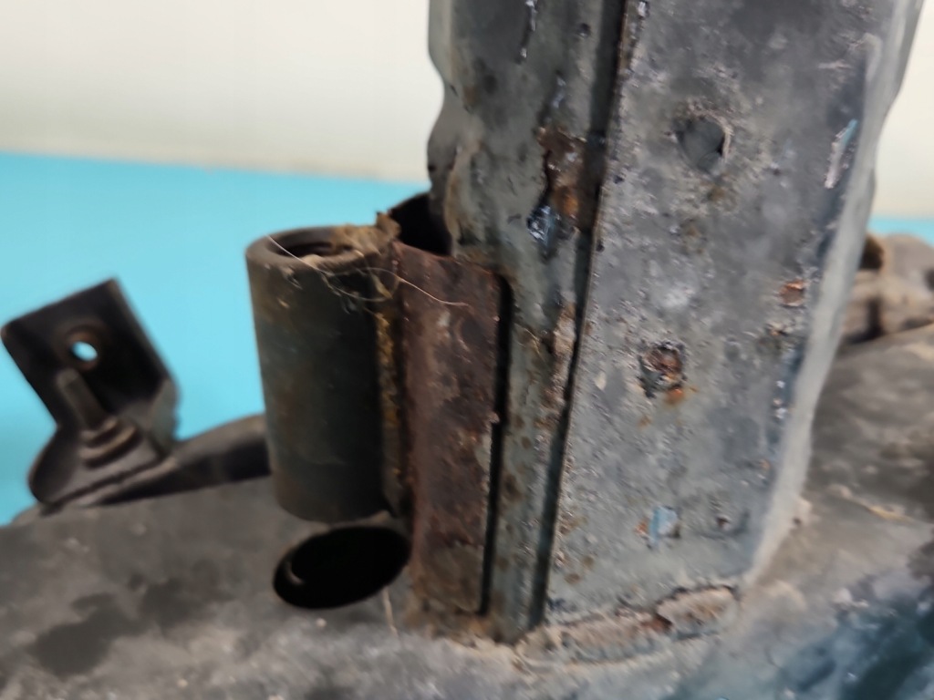 фото №8, Підсилювач бампера перед renault fluence передні