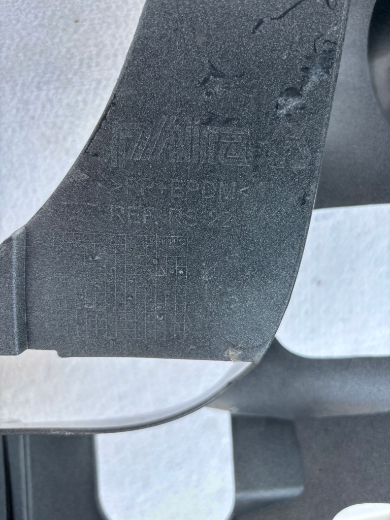 Renault scenic 2 2 бампер задні задній 8200141081 Ціна