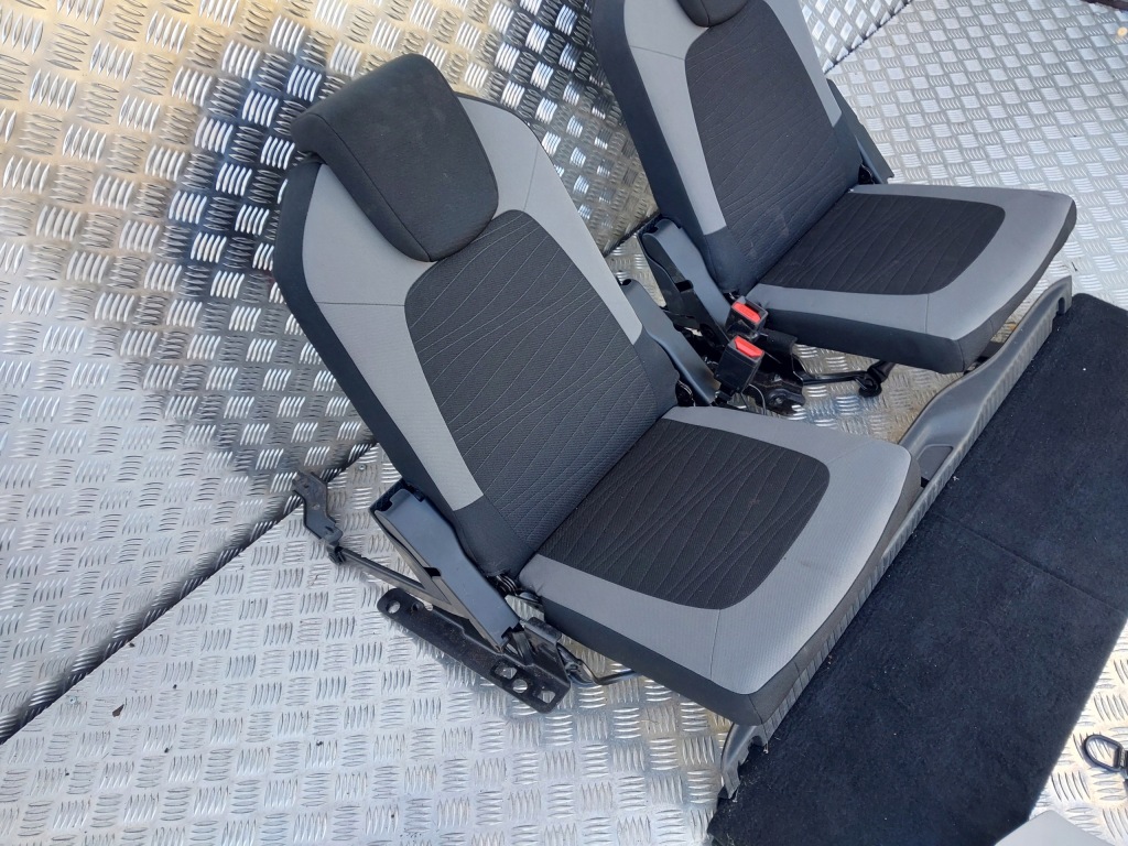 фото №3, Сиденья задняя правый левый ремни 3-rząd citroen c4 grand picasso ii