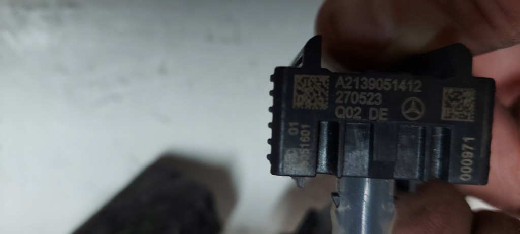 Mercedes w213 amg рестайлінг  абсорбер бампера датчики пішоходів оригінал Київ