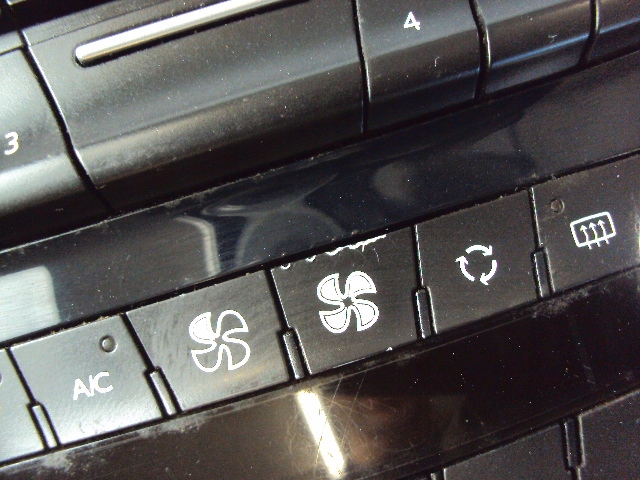 фото №5, Панель радио кондиционера peugeot 508 i