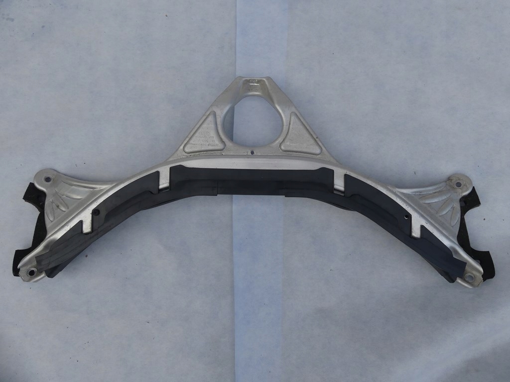 фото №1, Audi a6 4g c7 усилитель кузов распорка 36km