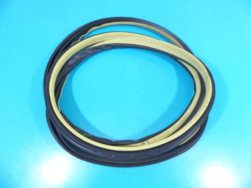 фото №3, Прокладка дверь задняя левых infiniti fx ii qx70