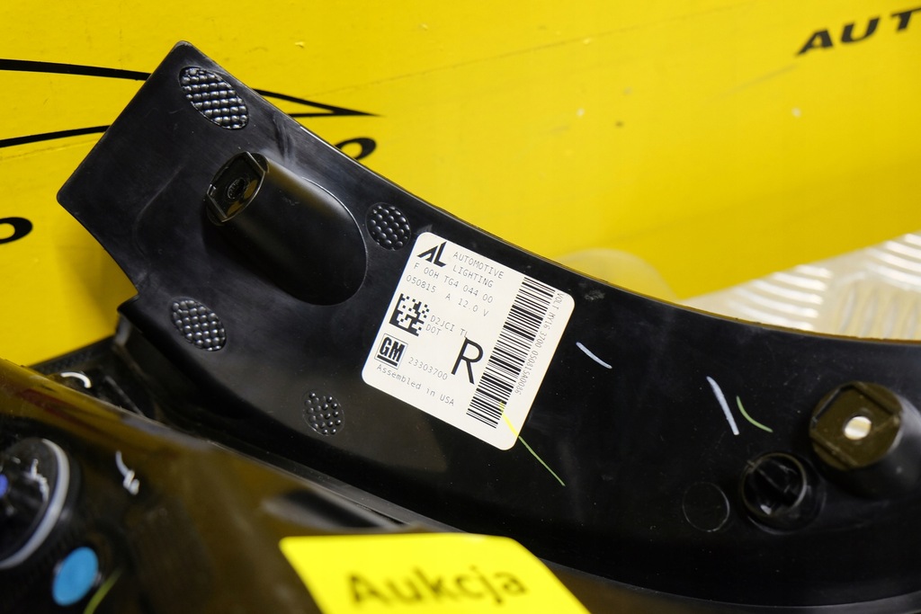 фото №9, Chevrolet volt ii 2016- лампа задня задня права usa