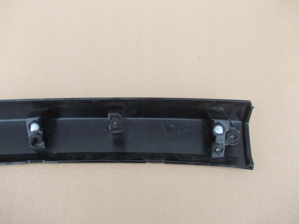 Накладка молдинг кришки задній peugeot 2008 ii 98338259 Доставка