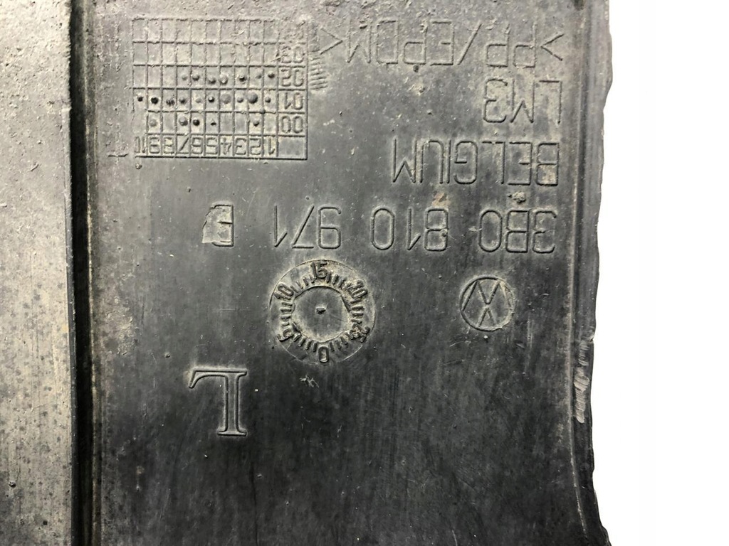 фото №6, Підкрилок лівий задня volkswagen passat b5 3b0810971e