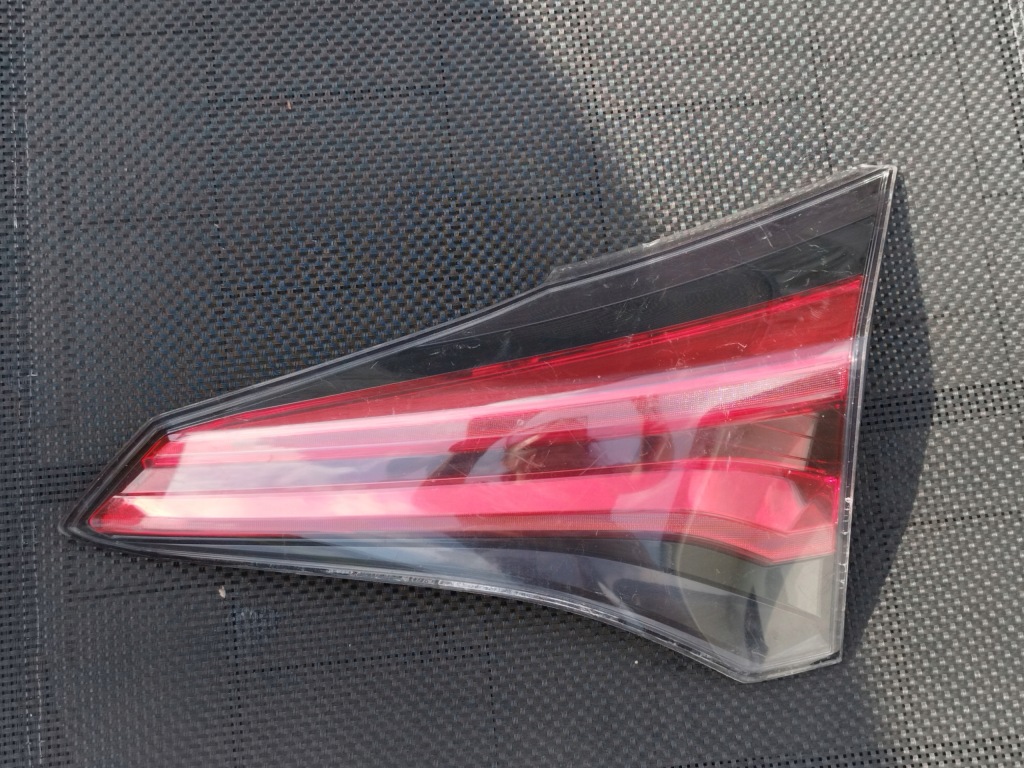 фото №1, Toyota rav4 iv 4 lift лампа задняя задняя правая 81580-42031