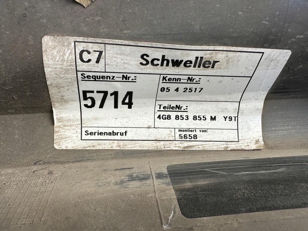 фото №7, Молдинг порог левая audi a7 ly9t