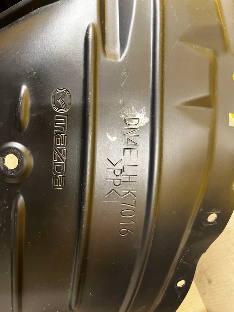 фото №8, Підкрилок передні лівий перед mazda mx30